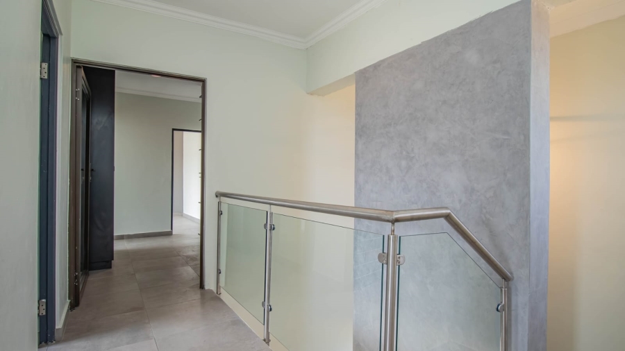 To Let 4 Bedroom Property for Rent in Ifafi North West